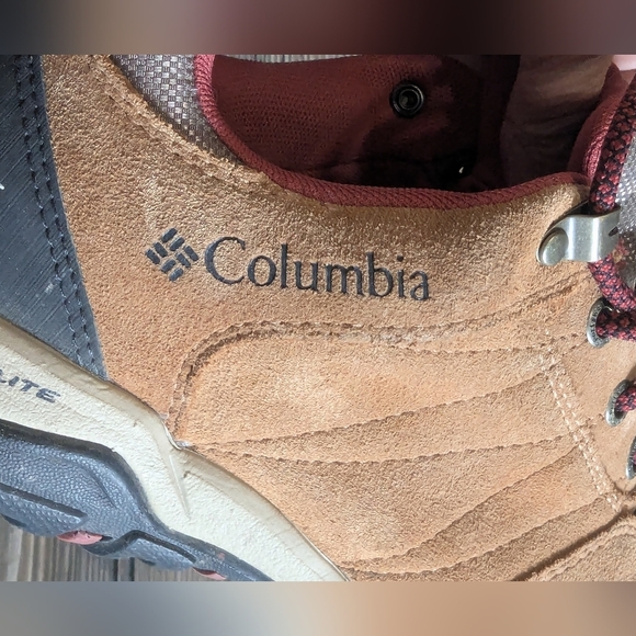 Columbia Techlite Hiking Walking  Shoe Size 9 Excellent Outer Sole, Suede Outer - Picture 13 of 14